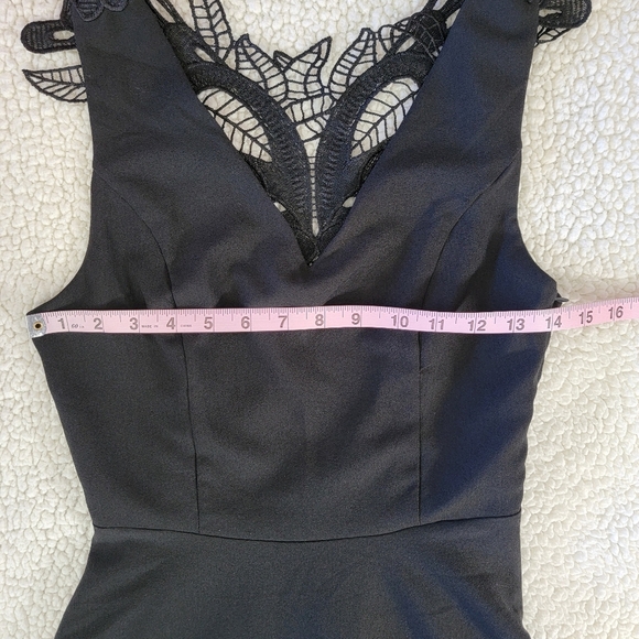 Altar'd State Black Crochet Cutout Butterfly Back A Line Short Dress Size M - Picture 12 of 13